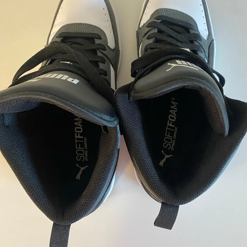 PUMA Black and Gray Sneakers - Picture 7 of 8